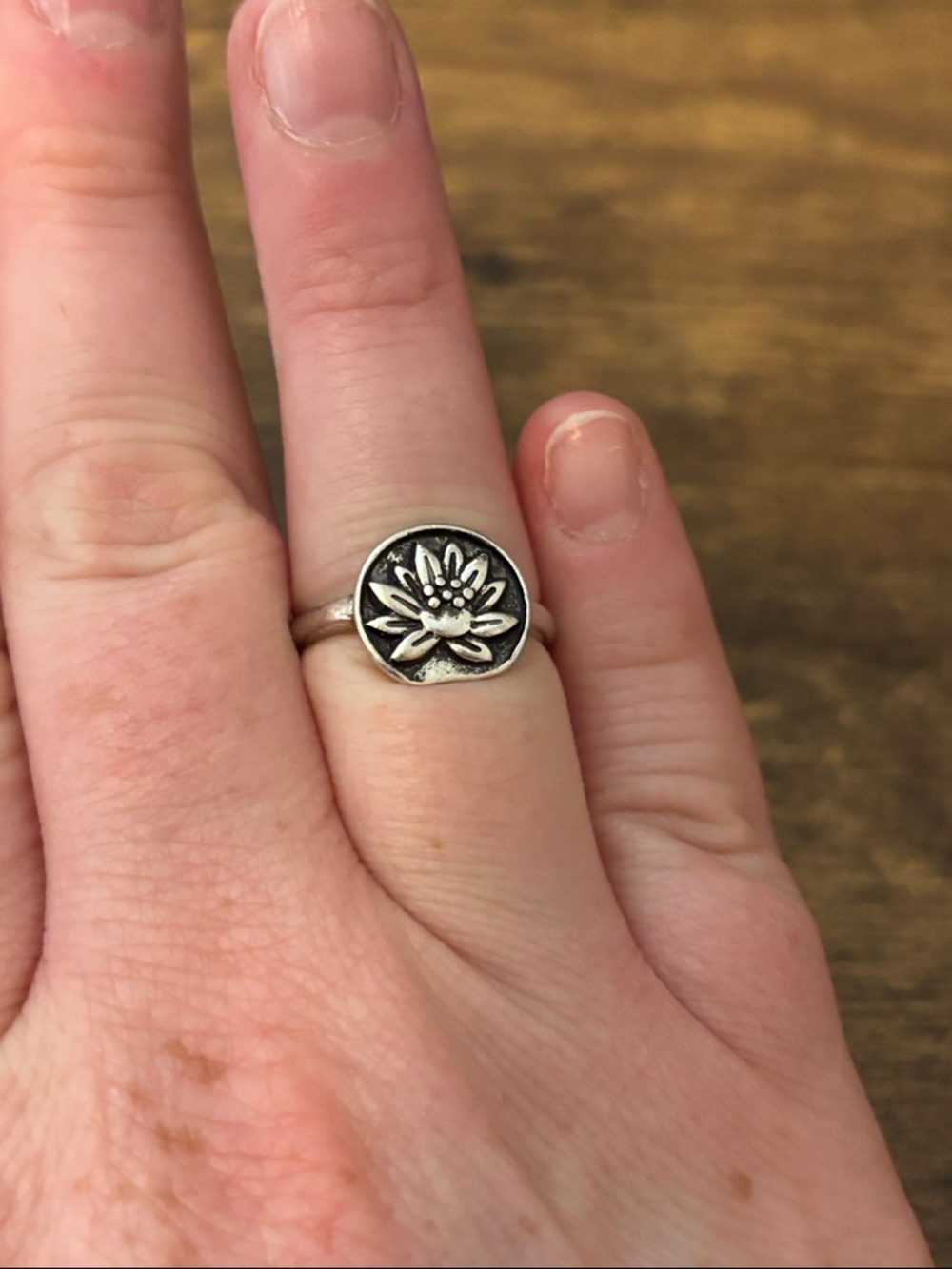 NEW Silver Plated Lotus Flower Ring